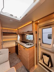Fahrzeugbild Knaus Südwind 420 QD Black Selection #9