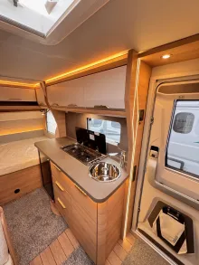 Fahrzeugbild Knaus Südwind 420 QD Black Selection #11