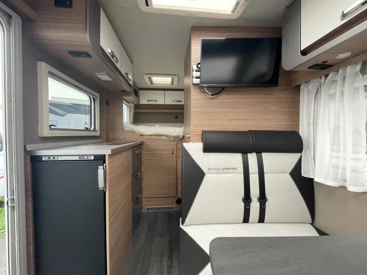 Fahrzeugbild Weinsberg X-CURSION VAN 500 MQ EDITION [PEPPER] #17