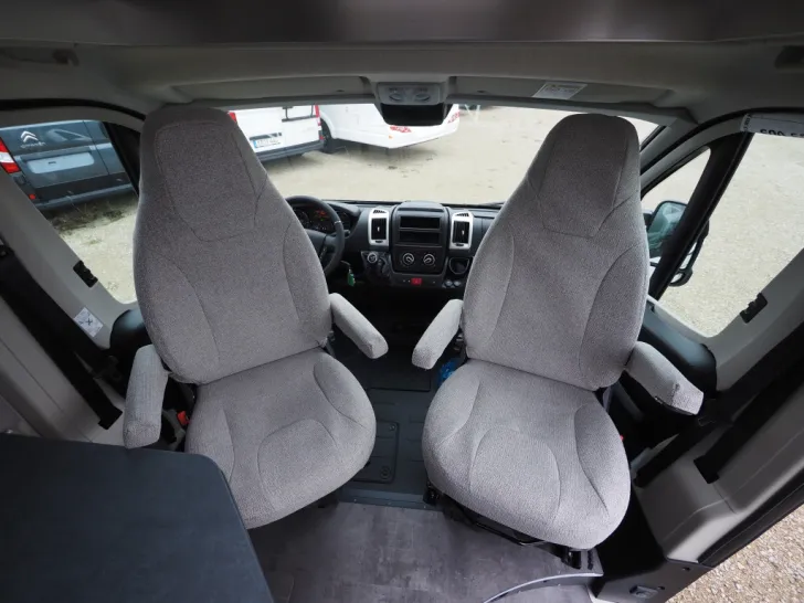 Fahrzeugbild Pössl TRENTA 600 R, Markise, Rahmenf., Fahrradtr. #5