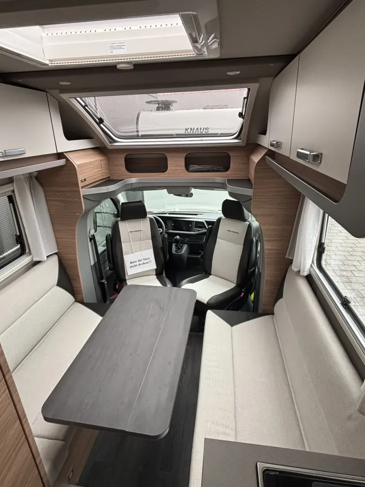 Fahrzeugbild Weinsberg X-CURSION VAN 500 LT EDITION [PEPPER] Diesel+Elektroheizg. el.Stufe #6