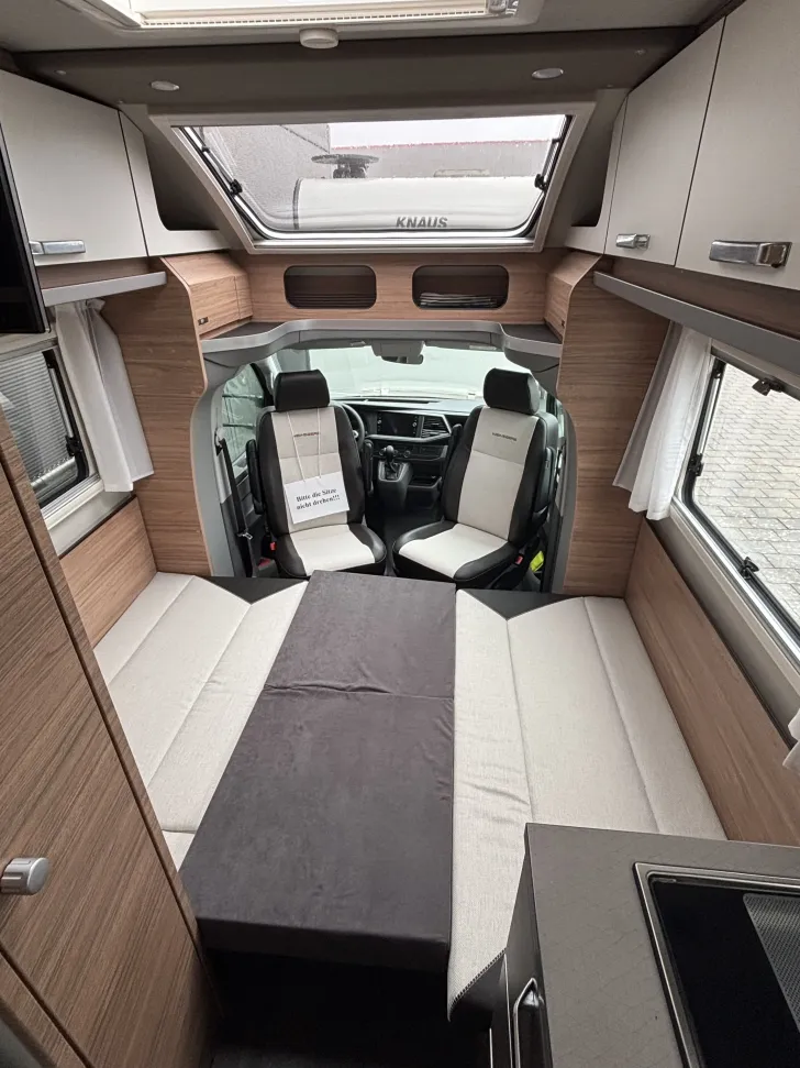 Fahrzeugbild Weinsberg X-CURSION VAN 500 LT EDITION [PEPPER] Diesel+Elektroheizg. el.Stufe #8