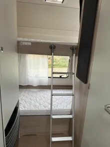 Fahrzeugbild Bürstner Premio 495 TK Black Forest #11