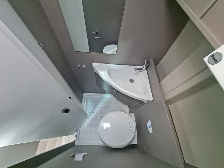 Fahrzeugbild LMC Innovan 540 ATM*MARKISE*SKYROOF*GULDE EDITION* #11