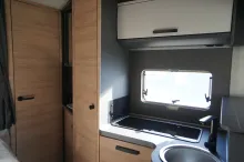 Fahrzeugbild Knaus L!VE WAVE 650 MF Platinum Selection 180 PS Automatik #5