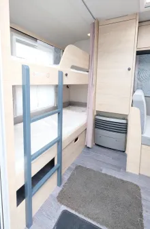 Fahrzeugbild Weinsberg CaraOne 500 FDK Auflastung auf 1.700 kg #3