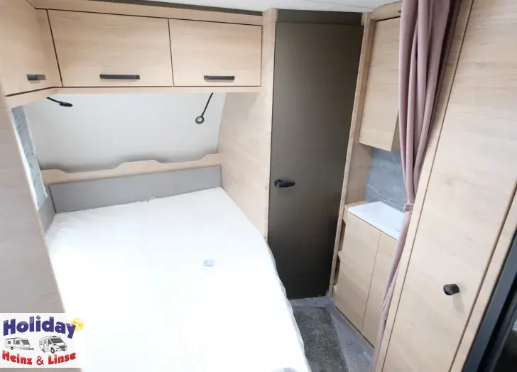 Fahrzeugbild Weinsberg CaraOne 500 FDK Auflastung auf 1.700 kg #6