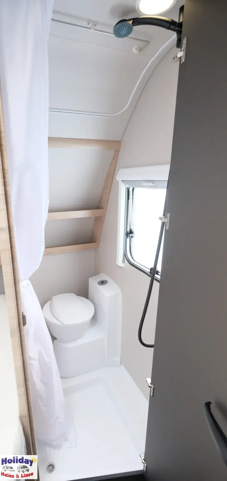 Fahrzeugbild Weinsberg CaraOne 500 FDK Auflastung auf 1.700 kg #9