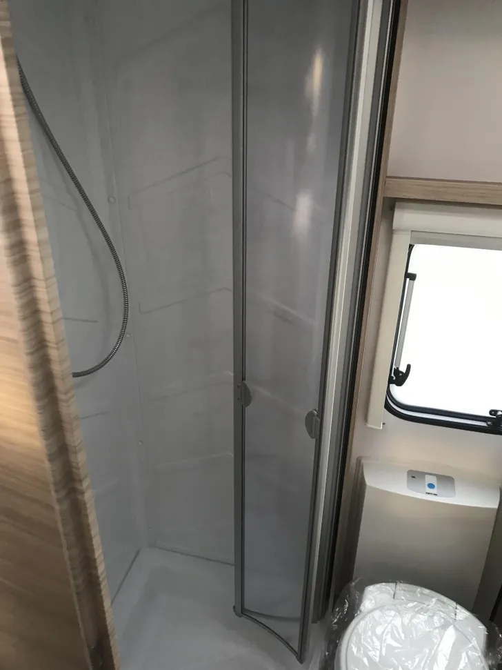 Fahrzeugbild Fendt Bianco Activ 560 SKM 2000kg; TV-Halter,Dekopaket #18