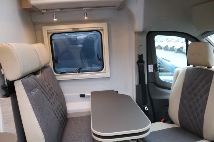 Fahrzeugbild Bürstner Lineo C 550 AT9G+Technik & Design Paket #21