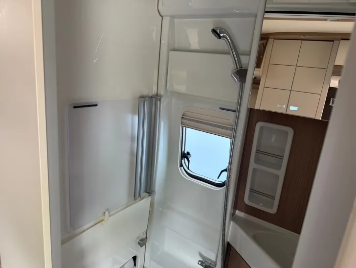 Fahrzeugbild Malibu Van 640 charming GT skyview heavy abgelastet #18