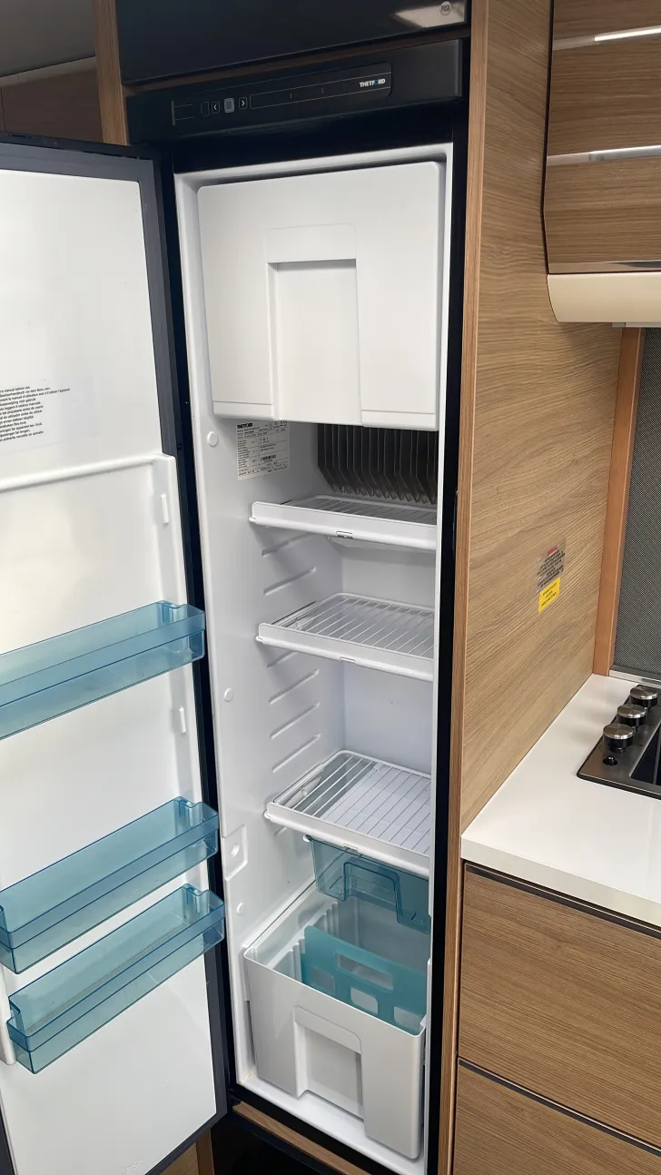 Fahrerhaus Adria Adora 572 UT