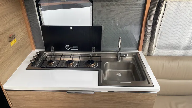 Küchen Adria Adora 572 UT