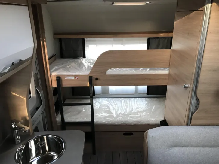 Fahrzeugbild Knaus Südwind BLACK SELECTION 540 FDK Mod.2026; 1800kg #5