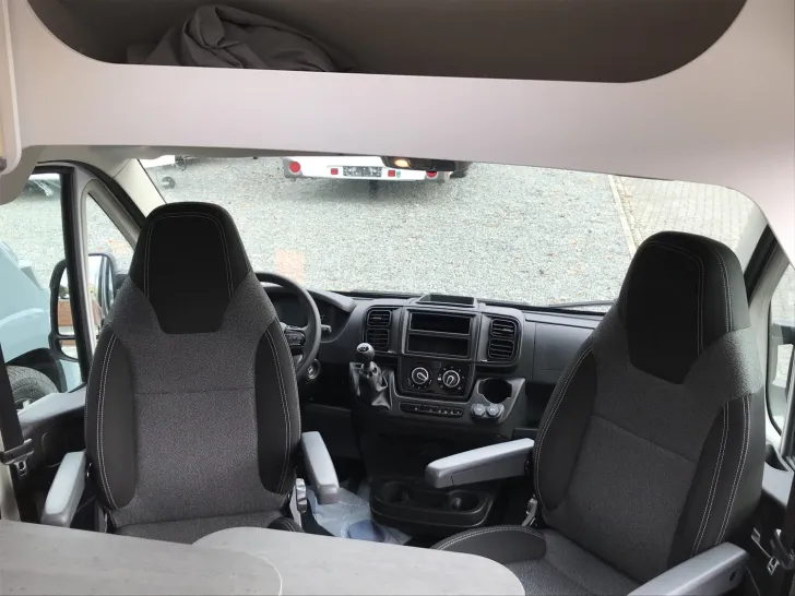 Fahrzeugbild Sunlight Cliff 540 #10