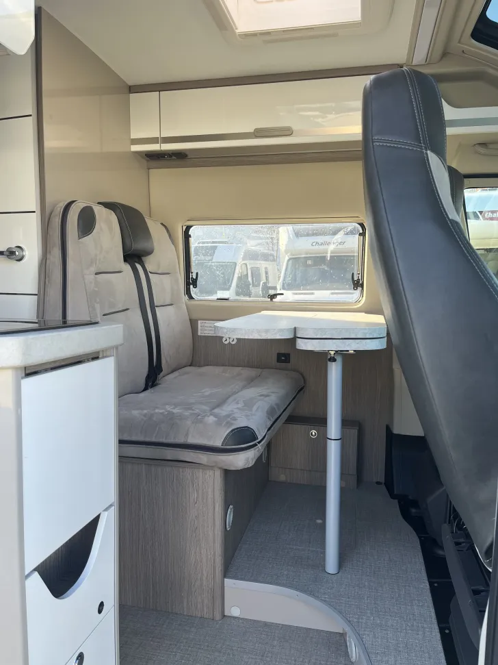 Fahrzeugbild Challenger Van V114 Road Edition Premium - sofort verfügbar - #8