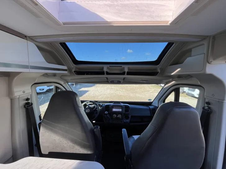 Fahrzeugbild Challenger Van V114 Road Edition Premium - sofort verfügbar - #9