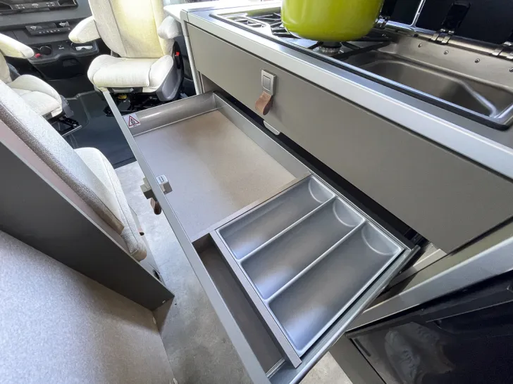 Fahrzeugbild Hymer Grand Canyon S 600 *Allrad*Autarkie*Combi6DE* #21