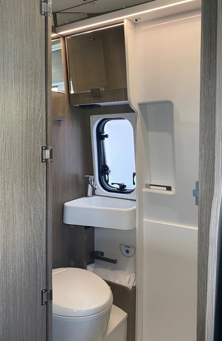 Fahrzeugbild Challenger Van V114 Max Start Edition - sofort verfügbar - #16