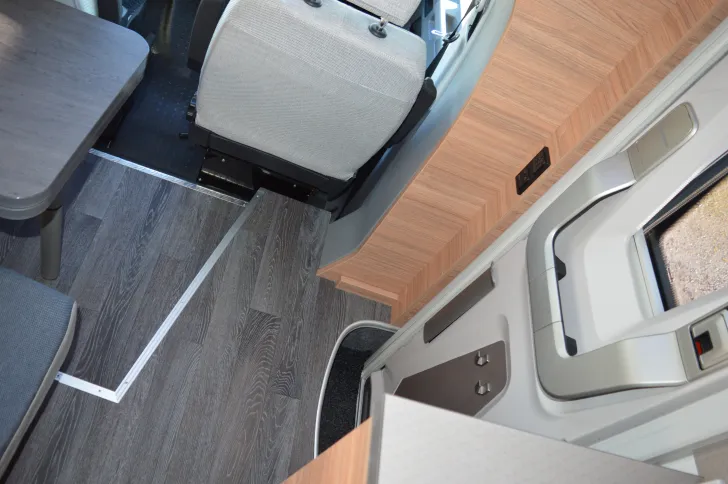 Fahrzeugbild Weinsberg X-CURSION VAN 500 MQ EDITION [PEPPER] Fußbodenerwärmung #15