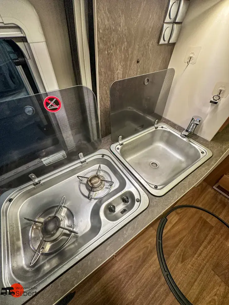 Fahrzeugbild VanTourer 600 D - Kamera*Radtr*Navi*Festbett #12