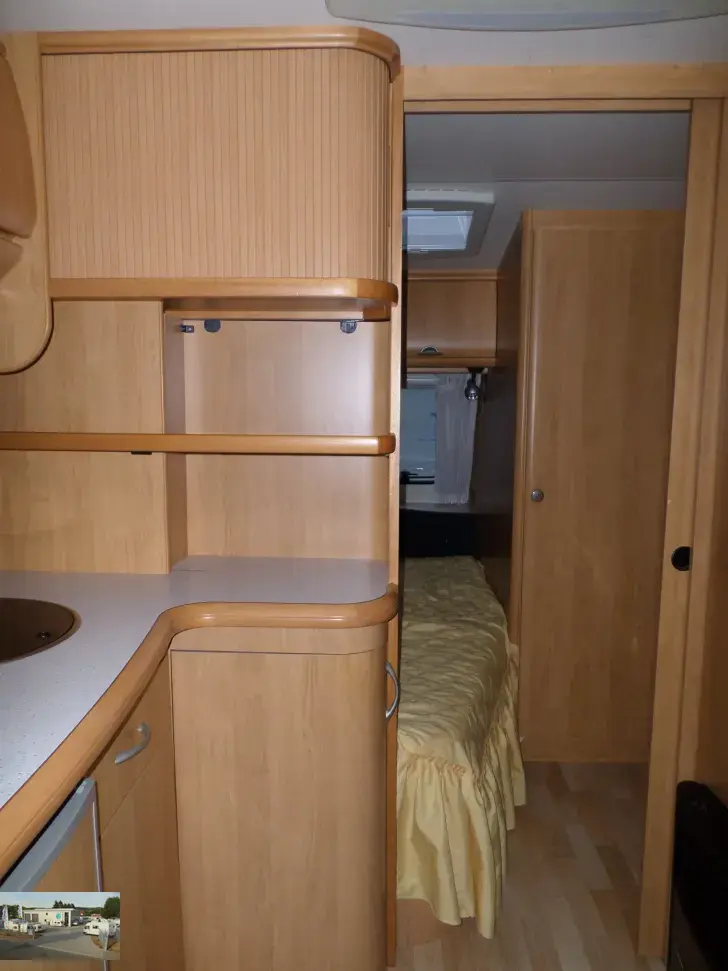 Fahrzeugbild Hobby Excellent Easy 495 UFe Nr. 83 - franz. Bett, RSG #18