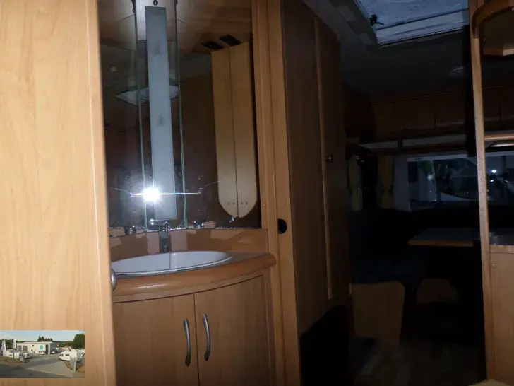 Fahrzeugbild Hobby Excellent Easy 495 UFe Nr. 83 - franz. Bett, RSG #22