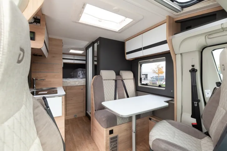 Fahrzeugbild Dethleffs Globebus Camp Active T 1 **6 Meter Raumwunder** #9