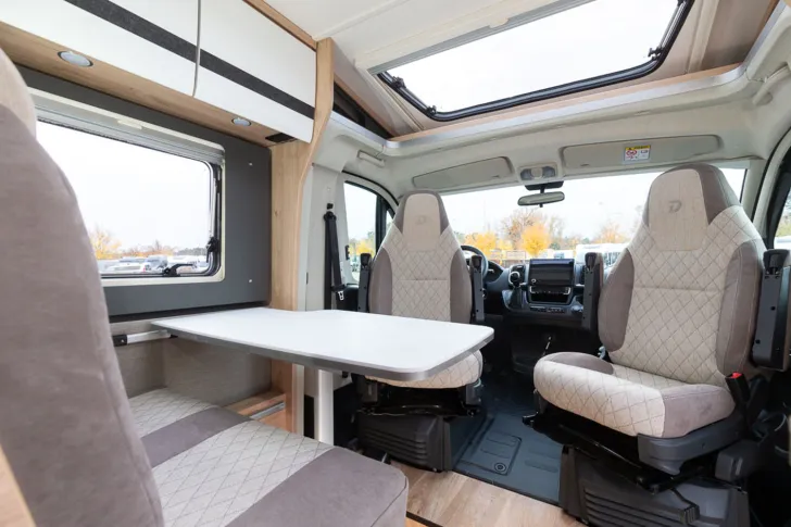 Fahrzeugbild Dethleffs Globebus Camp Active T 1 // UVP: 81.516  #17