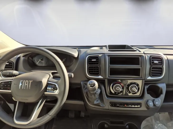 Fahrzeugbild Etrusco T 5900 FB #5