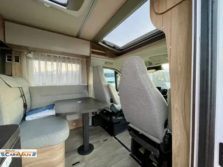 Fahrzeugbild Hymer Exsis-t 580 Pure Automatik XXL Bett #3