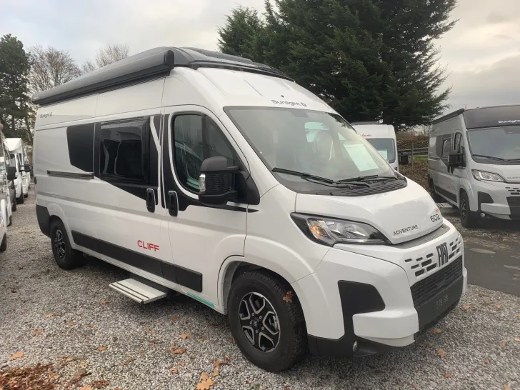 Fahrzeugbild Sunlight Camper Van Cliff 602 Adventure Edition RT Aufstelldach+Längsbetten* #1