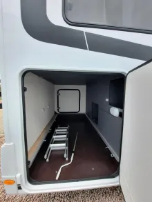 Fahrzeugbild Laika Kosmo H 1409 Sparen Sie 27.650,- € #19