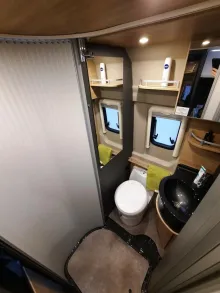 Fahrzeugbild Dethleffs Globetrail 640 ER Advantage Solar/Sparen Sie 16.659,- € #17