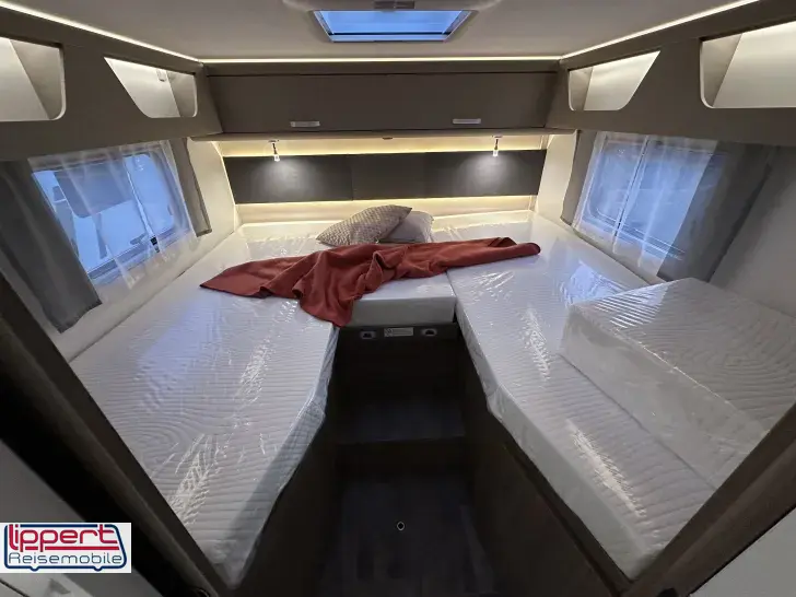 Fahrzeugbild Carado T 457 Längsbetten + face2face-Sitzgr #14