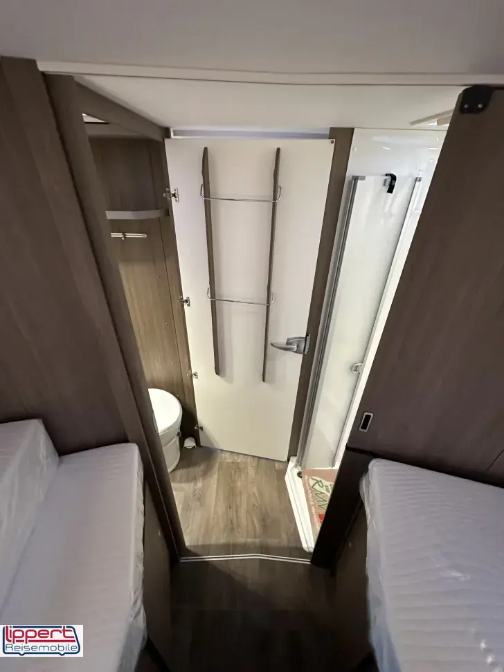 Fahrzeugbild Carado T 457 Längsbetten + face2face-Sitzgr #11