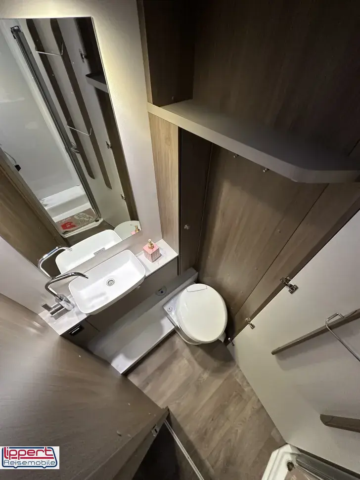 Fahrzeugbild Carado T 457 Längsbetten + face2face-Sitzgr #12