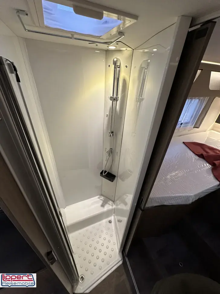 Fahrzeugbild Carado T 457 Längsbetten + face2face-Sitzgr #13