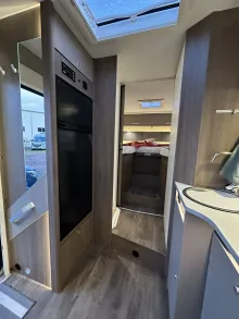 Fahrzeugbild Carado T 457 Längsbetten + face2face-Sitzgr #9