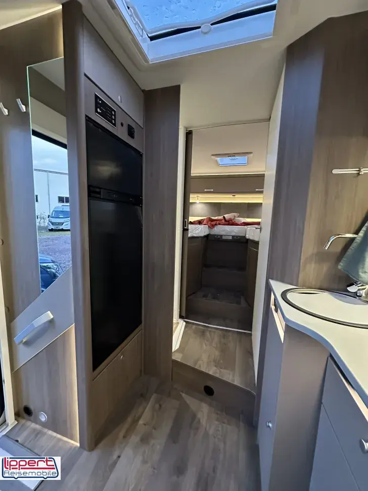 Fahrzeugbild Carado T 457 Längsbetten + face2face-Sitzgr #9