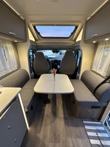 Fahrzeugbild Carado T 457 Längsbetten + face2face-Sitzgr #6