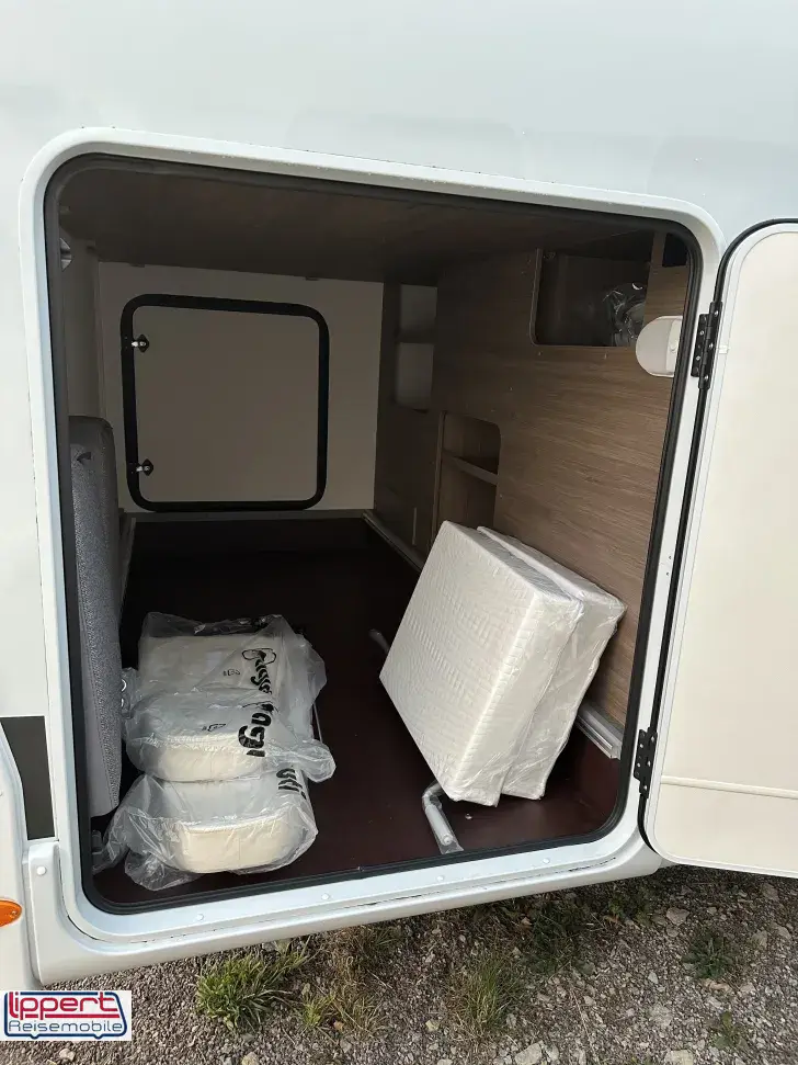 Fahrzeugbild Carado T 457 Längsbetten + face2face-Sitzgr #16