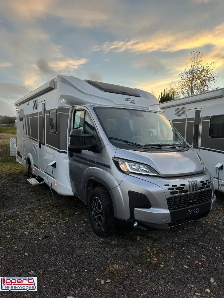 Fahrzeugbild Carado T 457 Längsbetten + face2face-Sitzgr #1