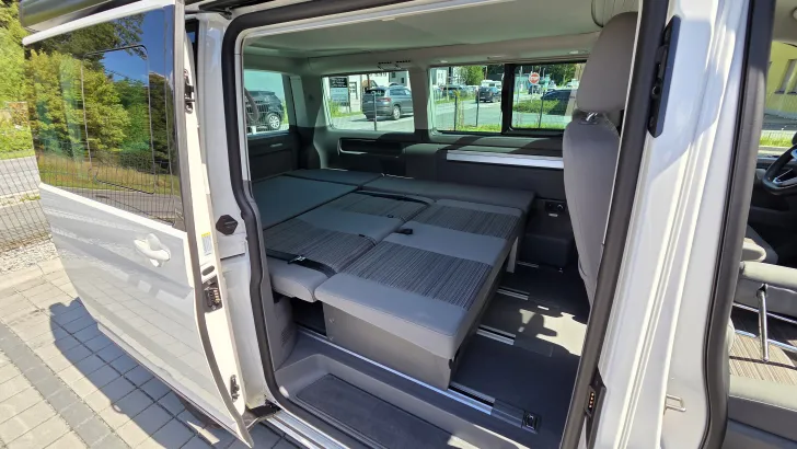 Fahrzeugbild VW California Beach Camper TDI ALLRAD   -   NEUWERTIG !!!!!! #6