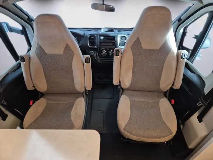 Fahrzeugbild Carado TEILINTEGRIERTE 135 #4