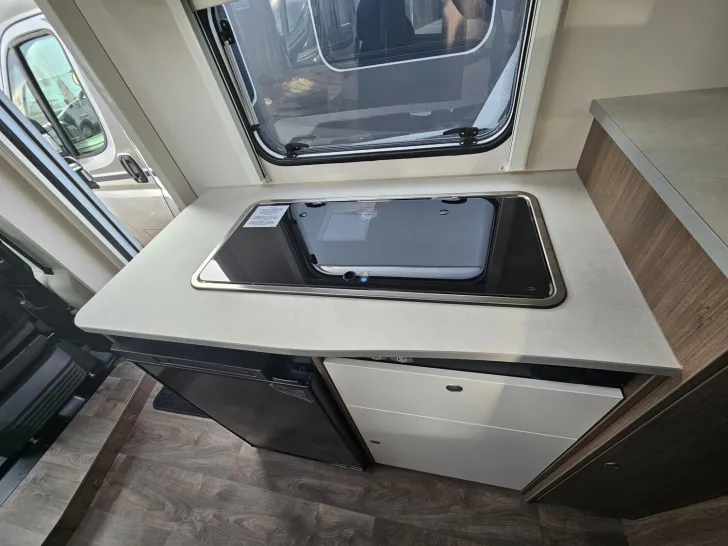 Fahrzeugbild Carado V 337 Automatik|Elektr. Handbremse|auf Okt. 2026 #7