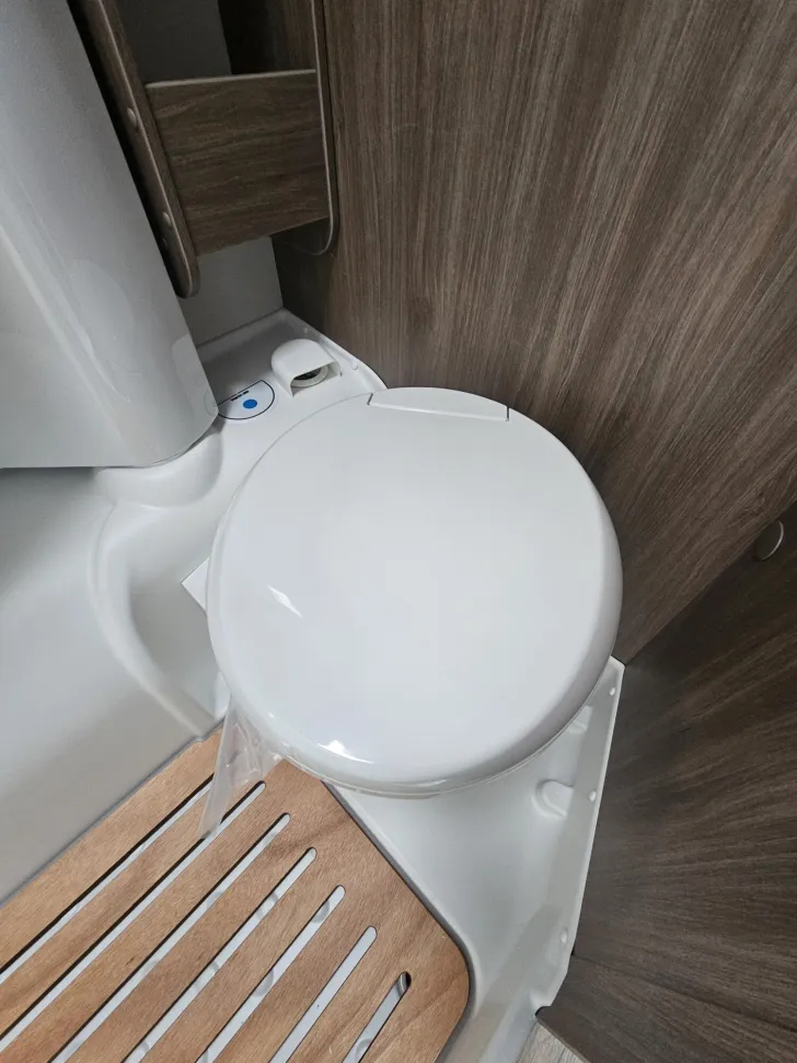 Fahrzeugbild Carado V 337 Automatik|Elektr. Handbremse|auf Okt. 2026 #13