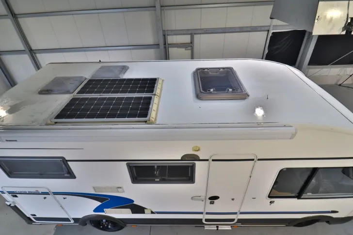 Fahrzeugbild Eura Mobil I 660 HB/Festbett+Hubbett/Garage/Klima/Solar #5