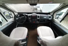 Fahrzeugbild Pilote Pacific 690 GJ Evidence #6