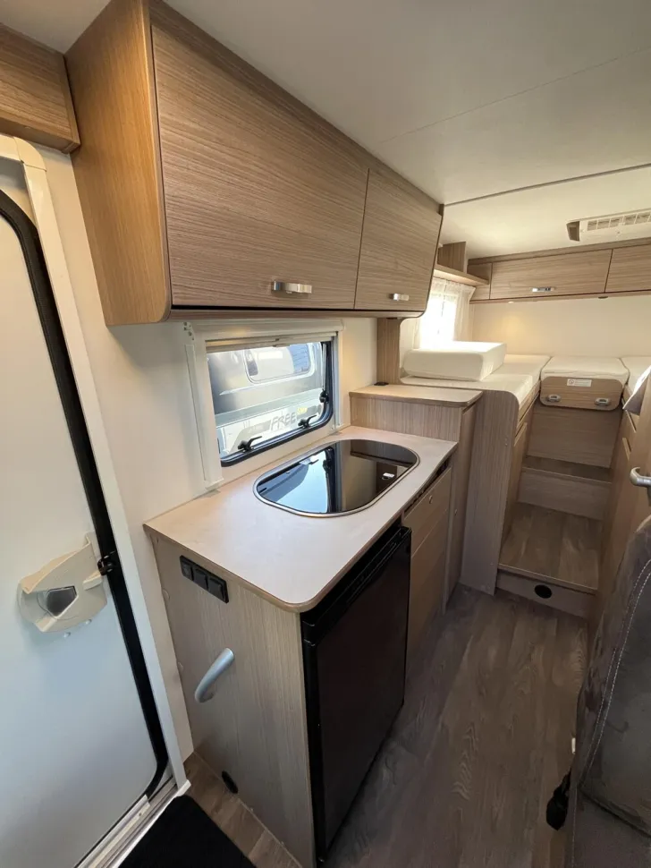 Fahrzeugbild Carado V 337 #10